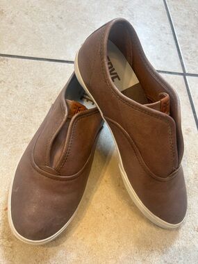Frye Women's leather Slip ons size 8